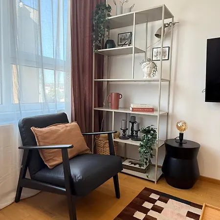 Апартаменты Urban Oasis *
